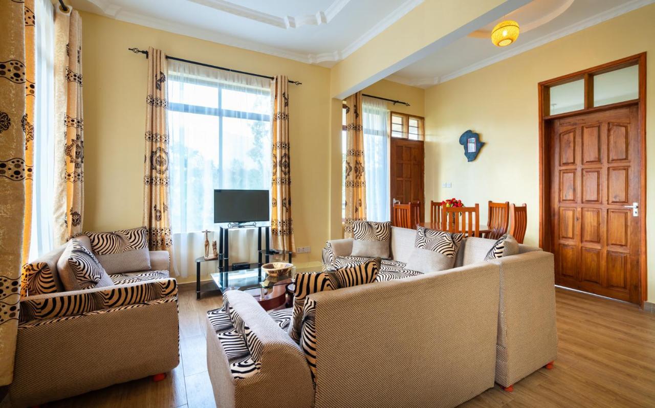 Rayan Apartments & Safaris Аруша Экстерьер фото