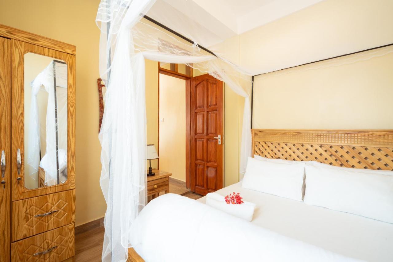 Rayan Apartments & Safaris Аруша Экстерьер фото